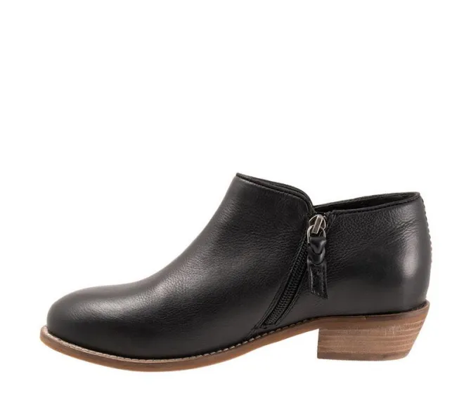Women's Softwalk Rocklin Booties