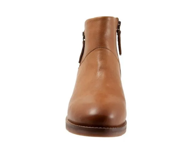 Women's Softwalk Roselle Booties