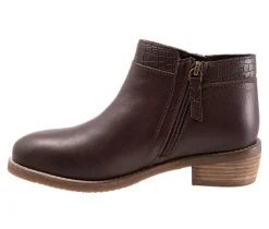 Women's Softwalk Rubi Booties