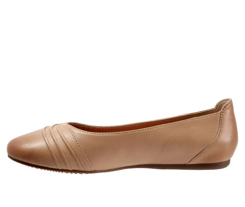 Women's Softwalk Safi Flats