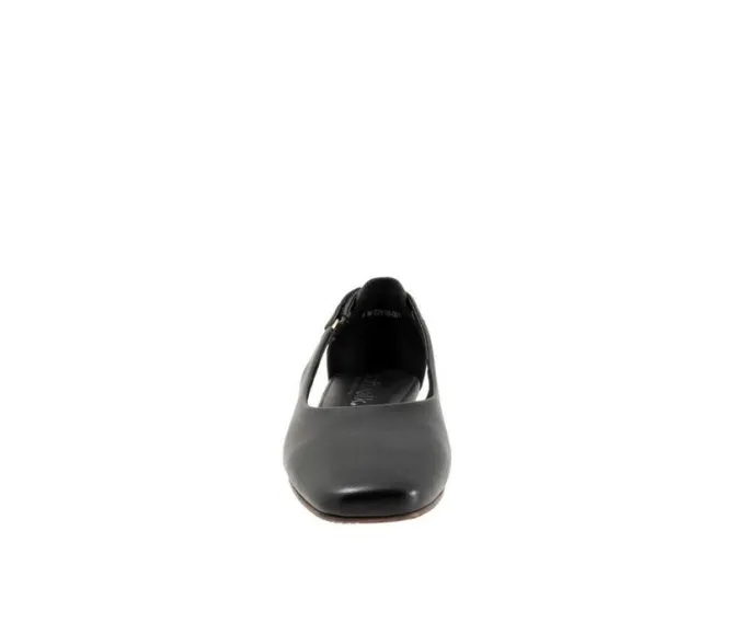 Women's Softwalk Venice Flats