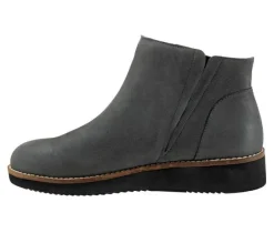 Women's Softwalk Wesley Booties