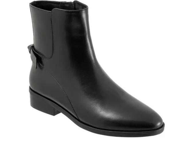Women's Trotters Annette Booties