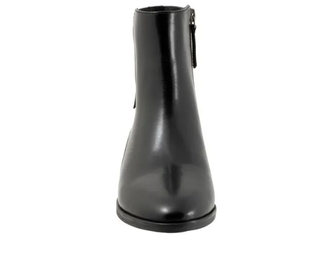 Women's Trotters Annette Booties