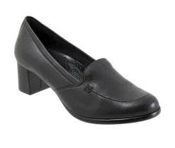 Women's Trotters Cassidy Pumps