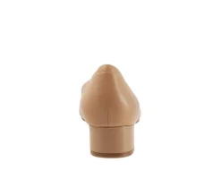 Women's Trotters Daisy Pumps