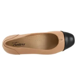 Women's Trotters Daisy Pumps