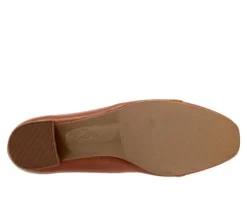 Women's Trotters Dakota Pumps