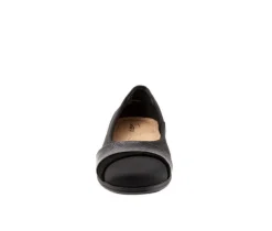 Women's Trotters Danni Flats