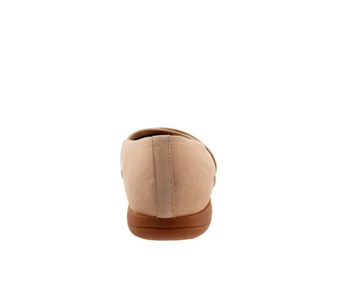 Women's Trotters Danni Flats