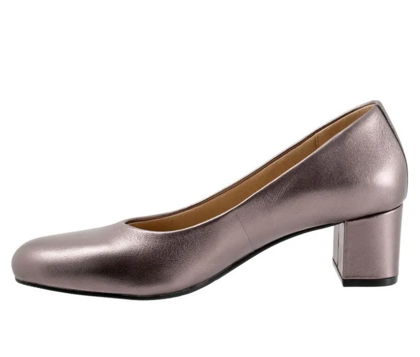 Women's Trotters Daria Block Heel Pumps