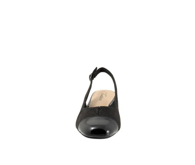 Women's Trotters Dea Pumps
