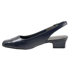 Women's Trotters Dea Pumps