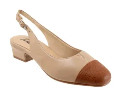 Women's Trotters Dea Pumps