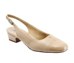 Women's Trotters Dea Pumps