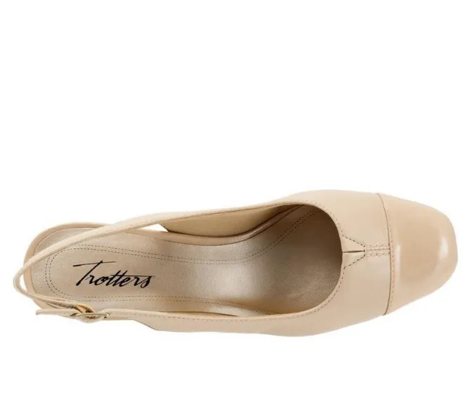 Women's Trotters Dea Pumps