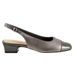 Women's Trotters Dea Pumps