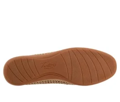 Women's Trotters Delmara Perf Flats