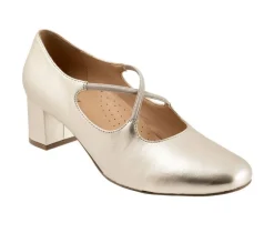 Women's Trotters Demi Pumps