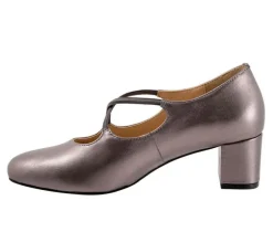 Women's Trotters Demi Pumps