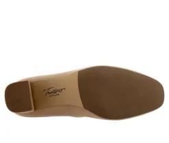 Women's Trotters Demi Pumps