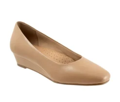 Women's Trotters Denisse Wedges