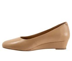 Women's Trotters Denisse Wedges