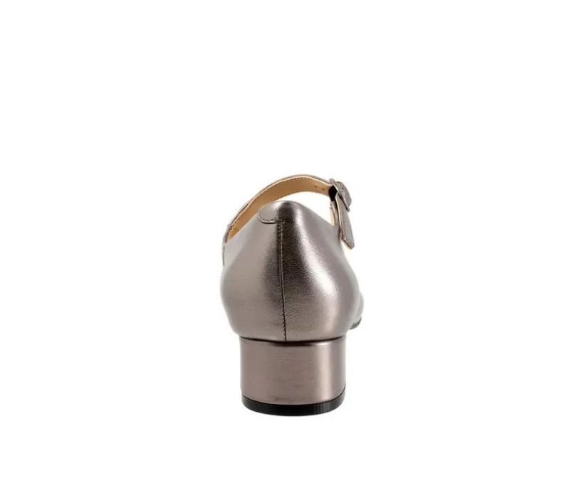 Women's Trotters Desna Mary Jane Pumps