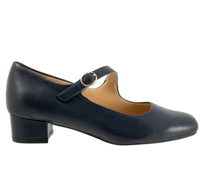 Women's Trotters Desna Mary Jane Pumps