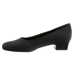Women's Trotters Doris Pumps