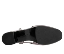Women's Trotters Dottie Pumps