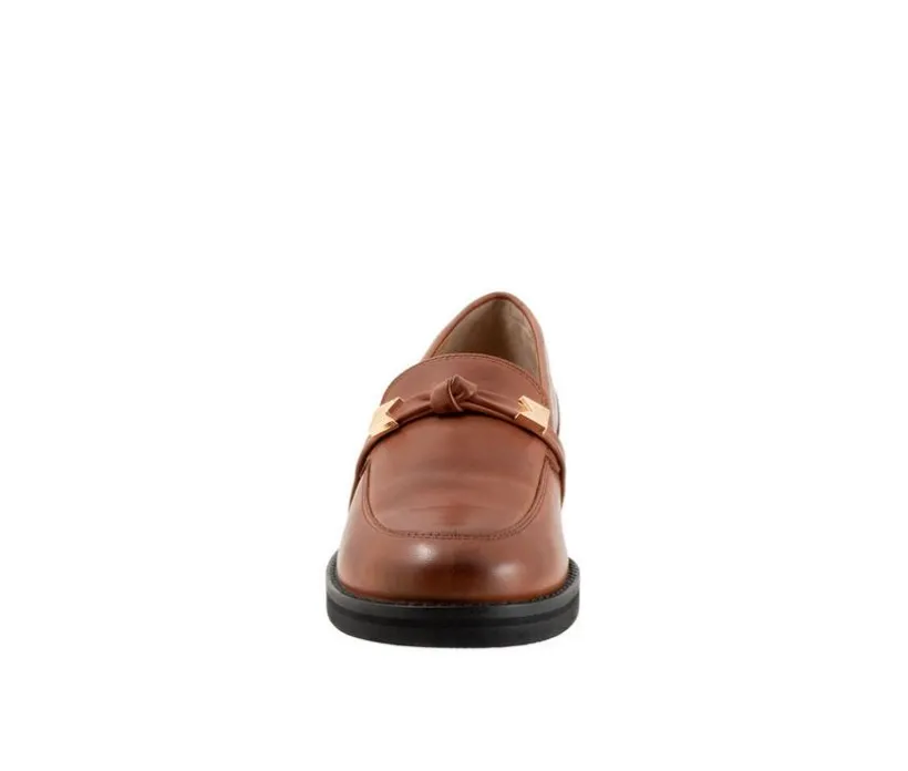 Women's Trotters Femi Loafers