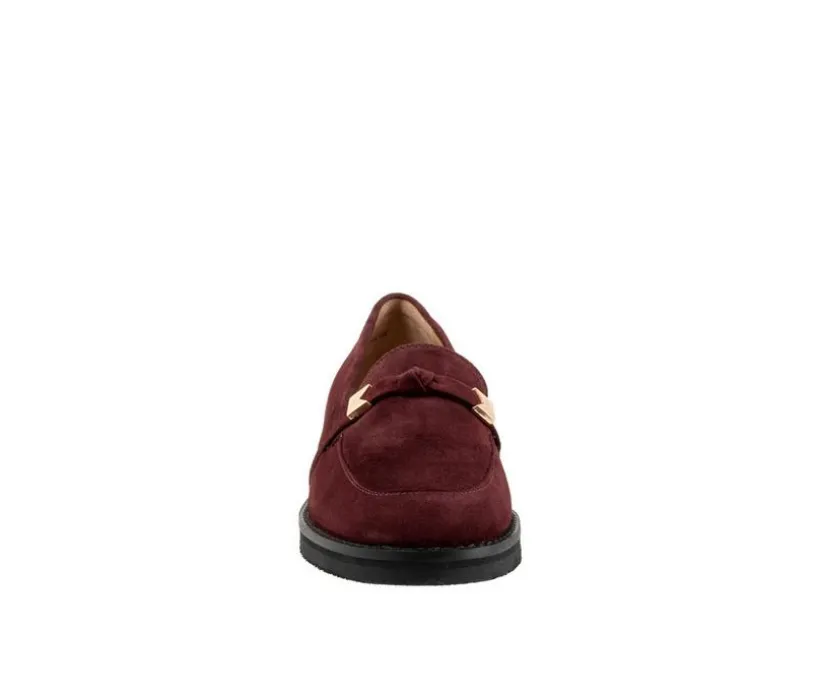 Women's Trotters Femi Loafers
