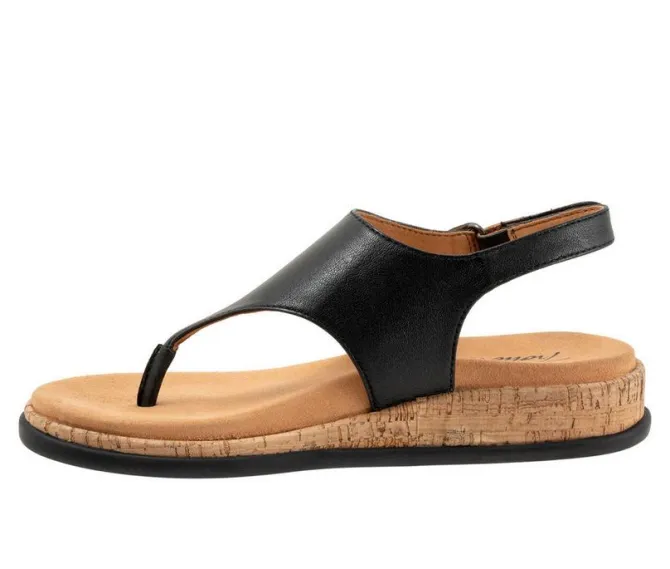 Women's Trotters Garret Sandals