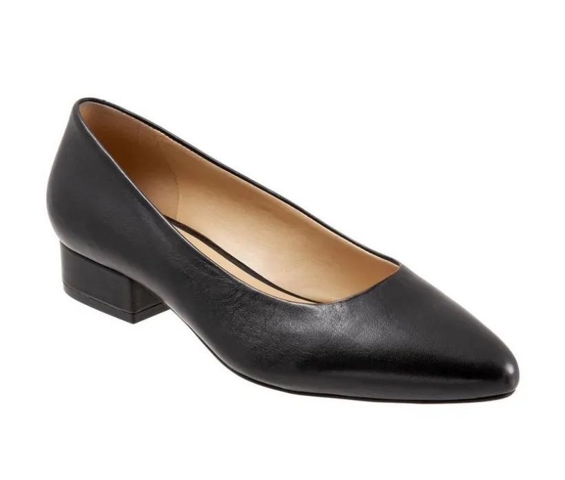Women's Trotters Jewel Pumps