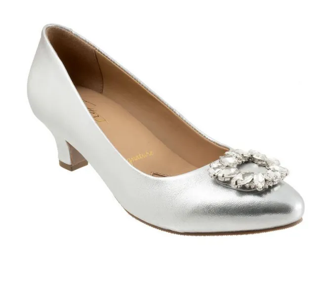 Women's Trotters Kate Bridal Pumps
