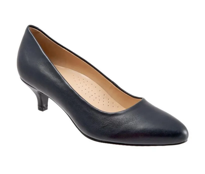 Women's Trotters Kiera Pumps