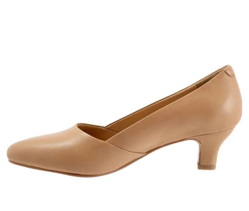Women's Trotters Kylie Pumps
