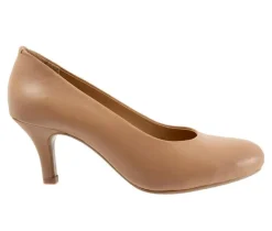 Women's Trotters Lanay Pumps