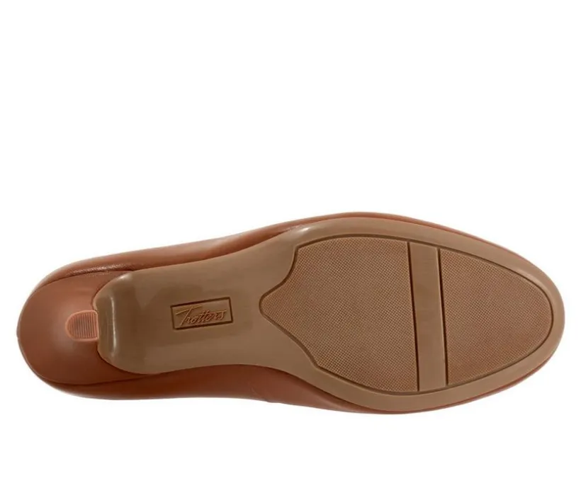 Women's Trotters Lanay Pumps
