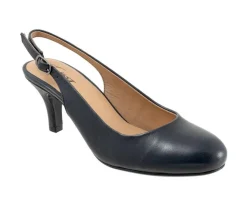 Women's Trotters Lexi Pumps
