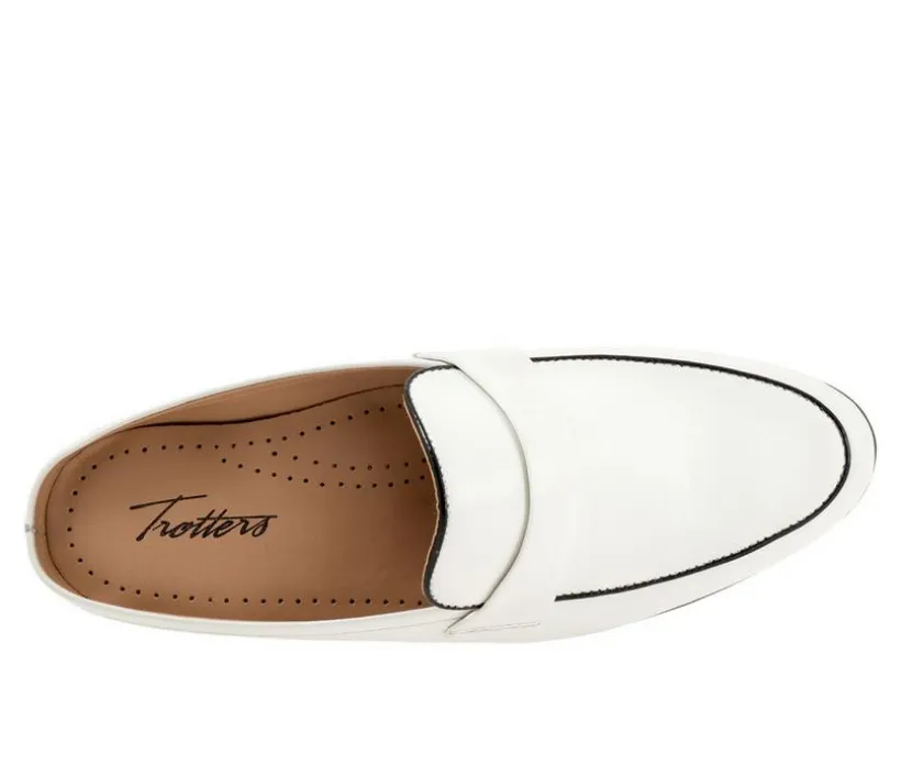 Women's Trotters Lola Flats