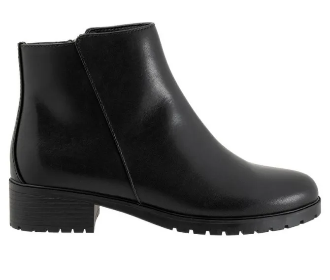 Women's Trotters Margo Booties