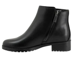 Women's Trotters Margo Booties