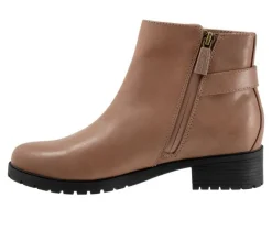 Women's Trotters Marigold Booties