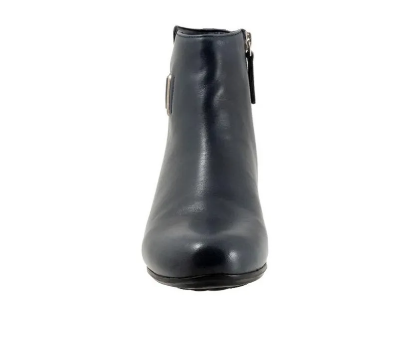 Women's Trotters Maxwell Booties