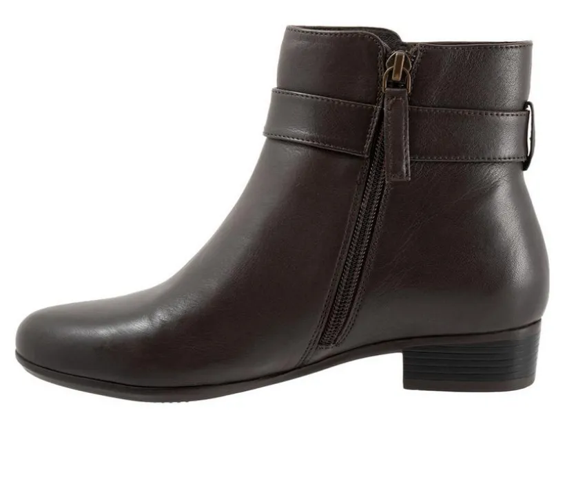 Women's Trotters Melody Booties