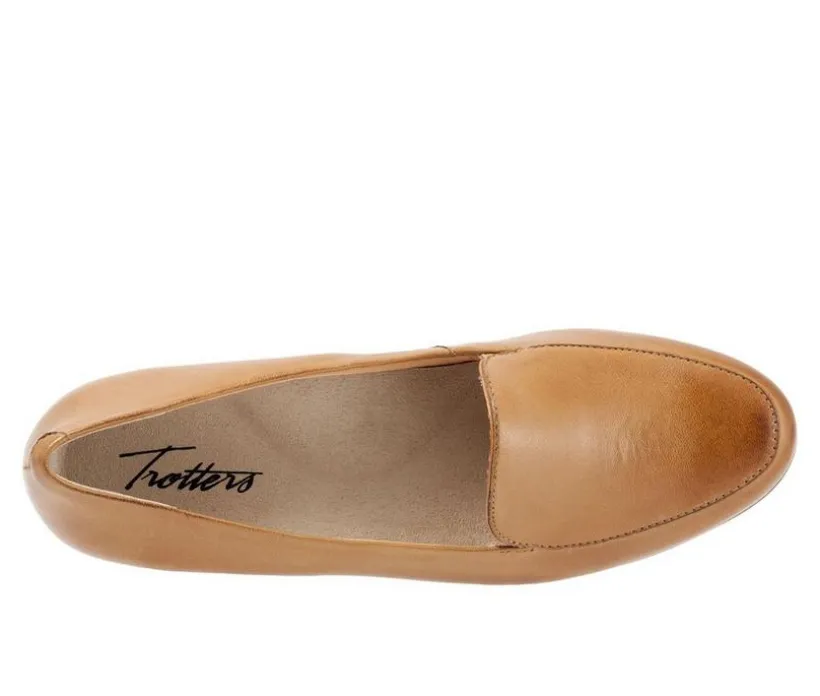Women's Trotters Monarch Pumps