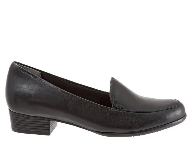 Women's Trotters Monarch Pumps