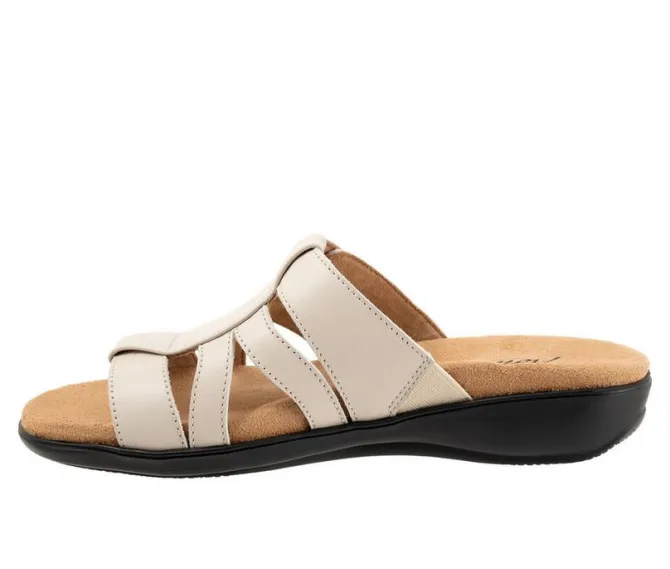 Women's Trotters Ramona Sandals